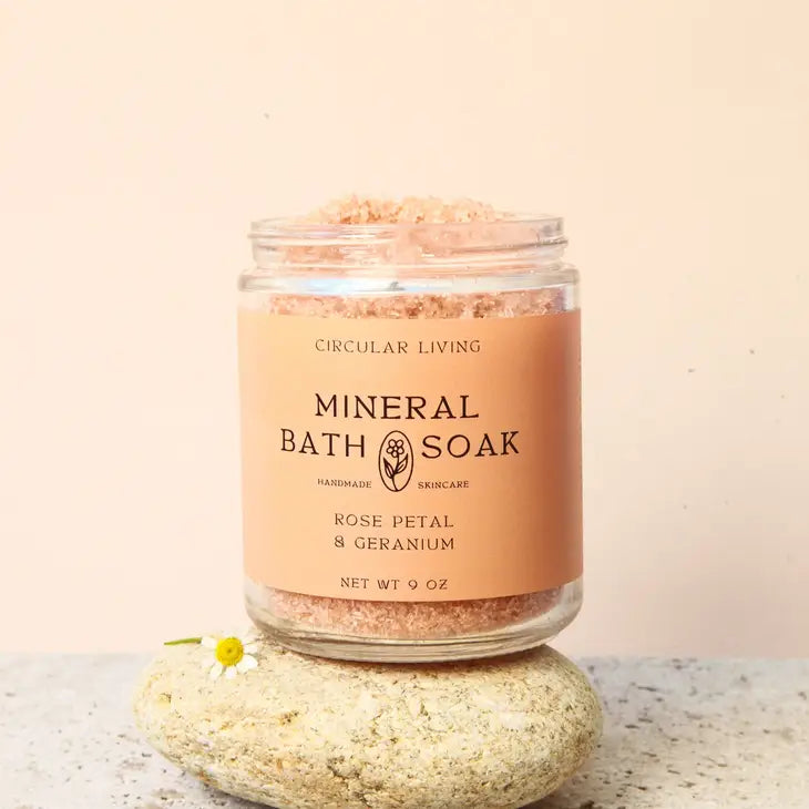 circular living / mineral bath soak - rose petal & geranium