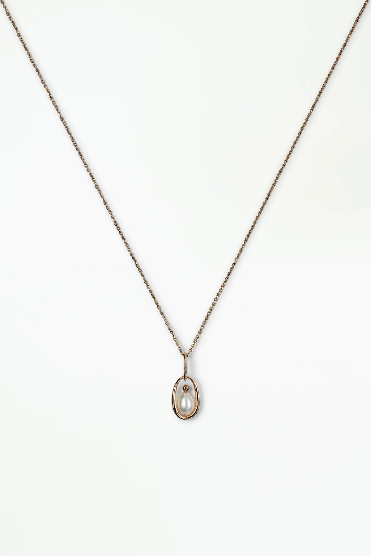 wwake / pearl droplet pendant charm