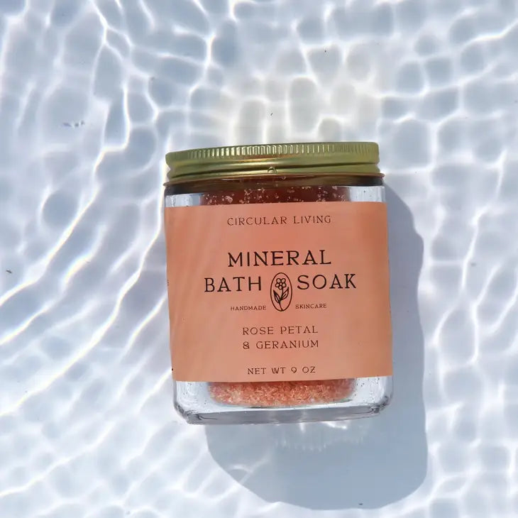 circular living / mineral bath soak - rose petal & geranium