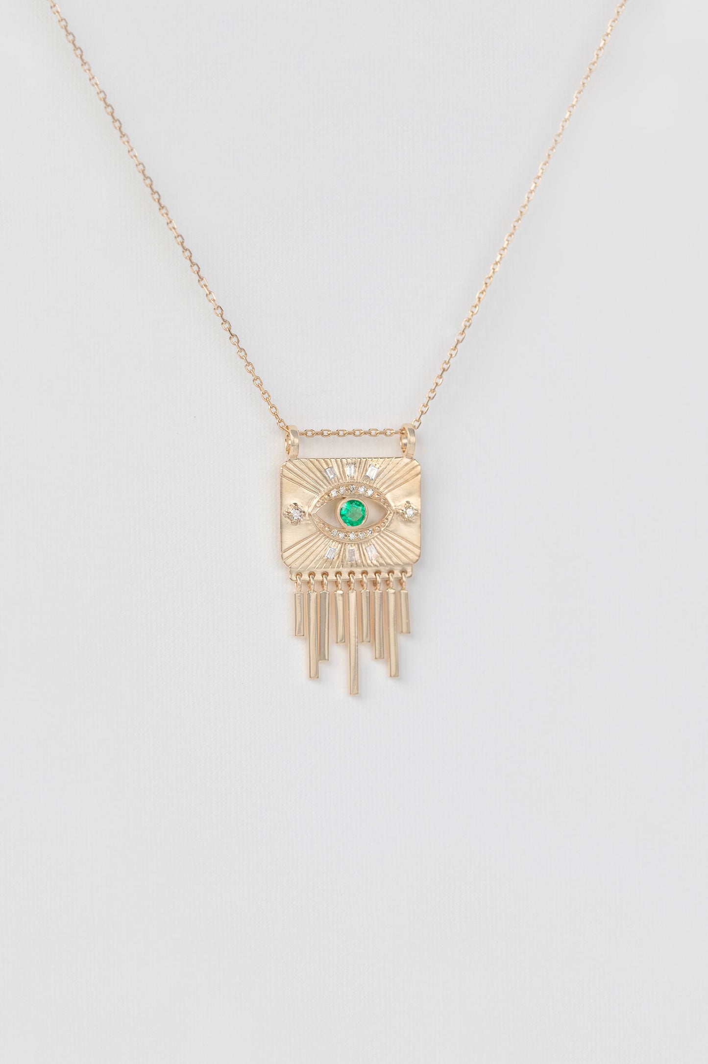 emerald eye & diamond plate necklace