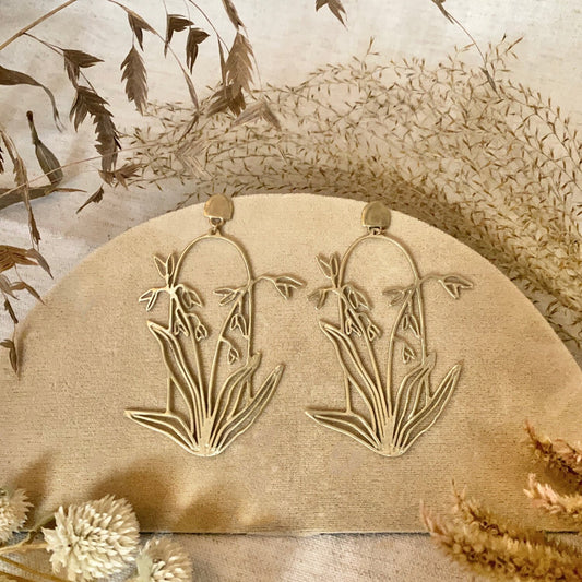 iris dangle earrings