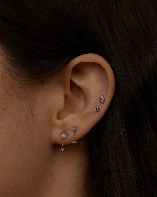 wwake / two-step stud earrings - sapphire