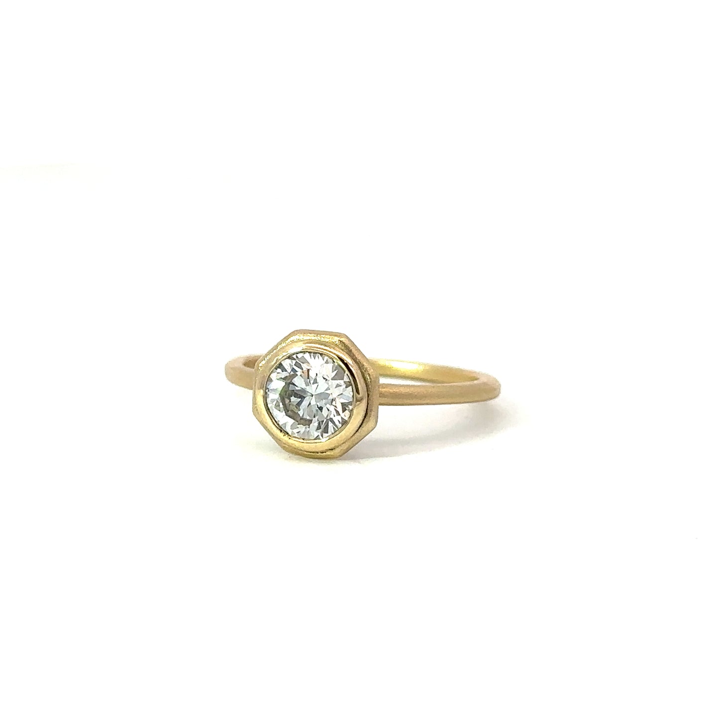 circe ring - grown diamond