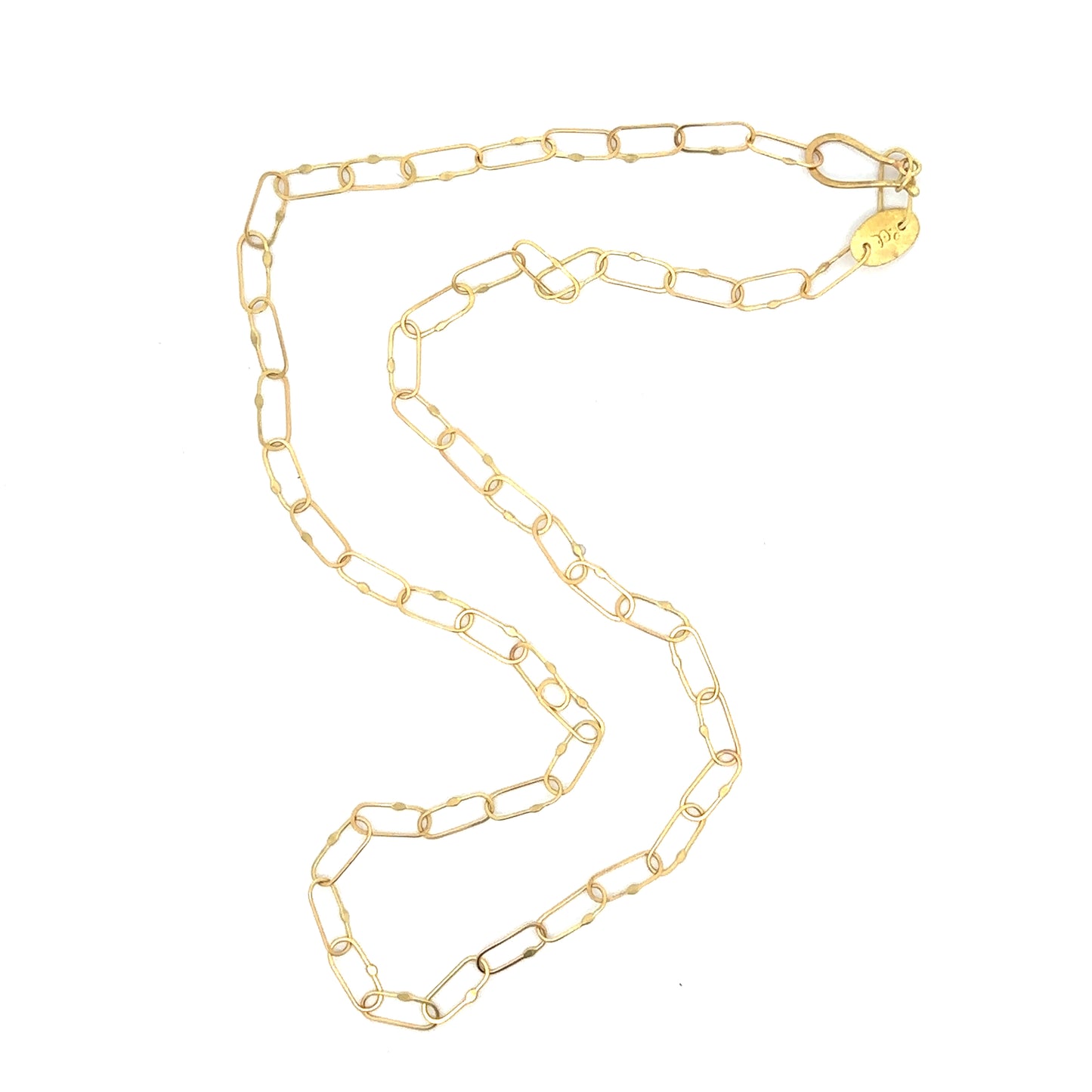 elongated oval detailed link chain necklace