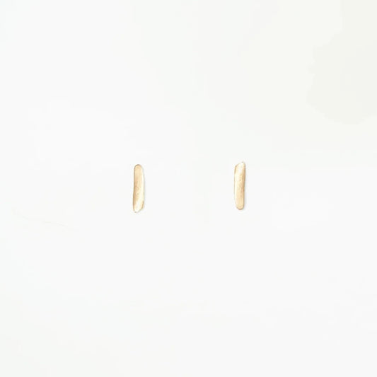 wwake / dash wisp stud earring - single