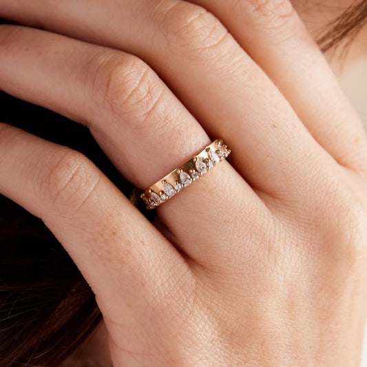 kendall ring band - natural diamond