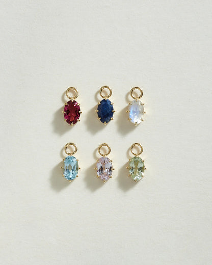 métier / oval claw-set gemstone plaque charm - single