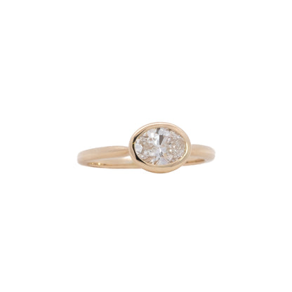 elara oval ring - grown diamond