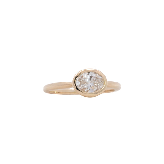 elara oval ring - grown diamond