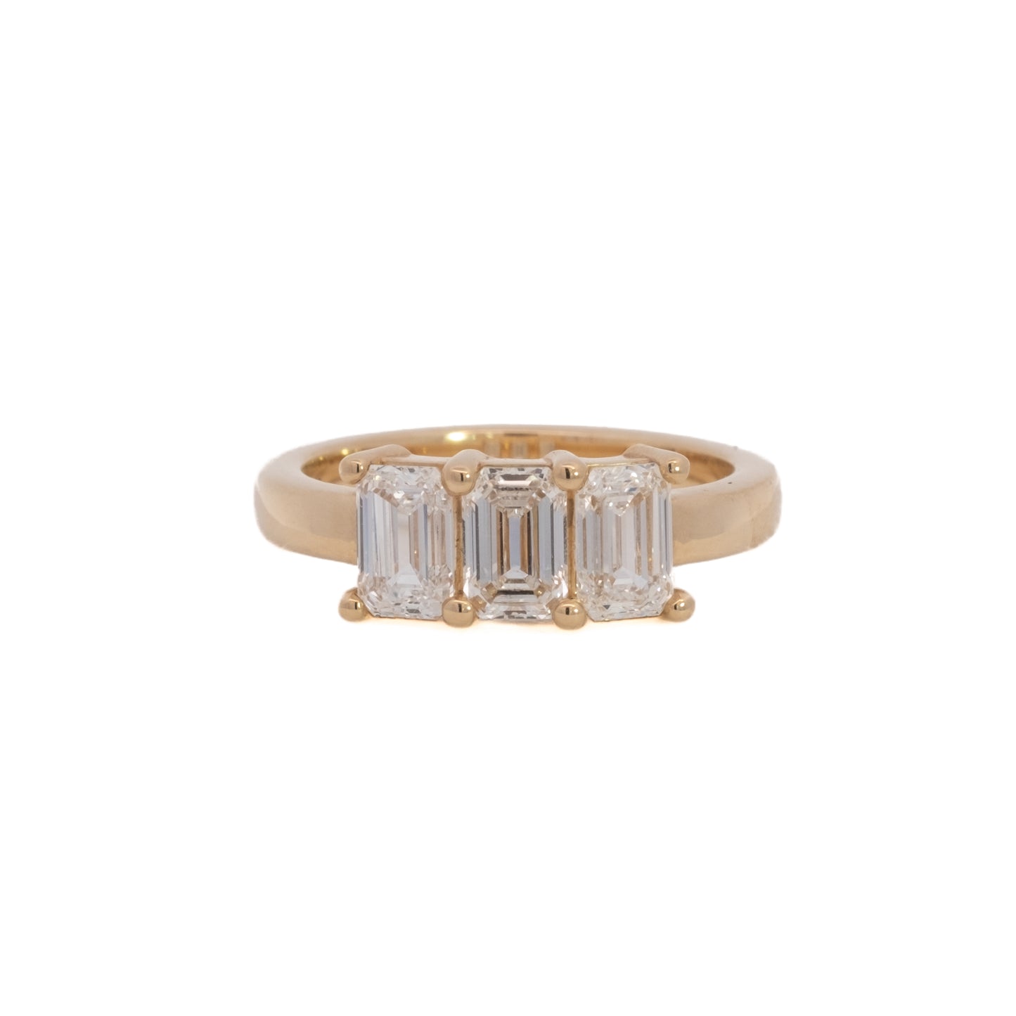 triple stone ring - emerald - grown diamond