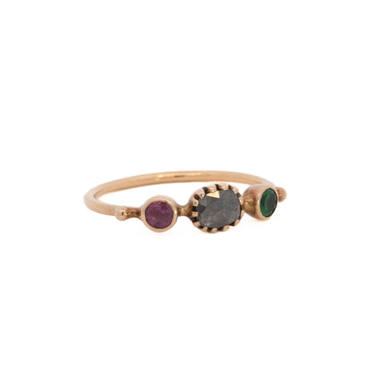 simple ring band - emerald + diamond + spinel