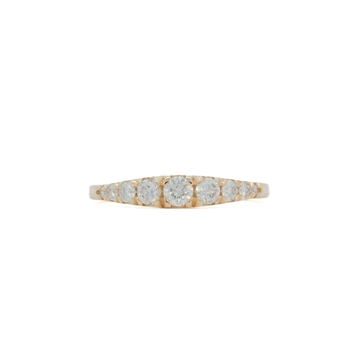 graduated ring band - grown diamond
