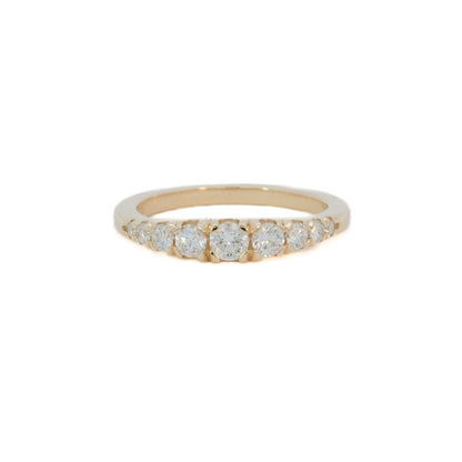 graduated ring band - grown diamond