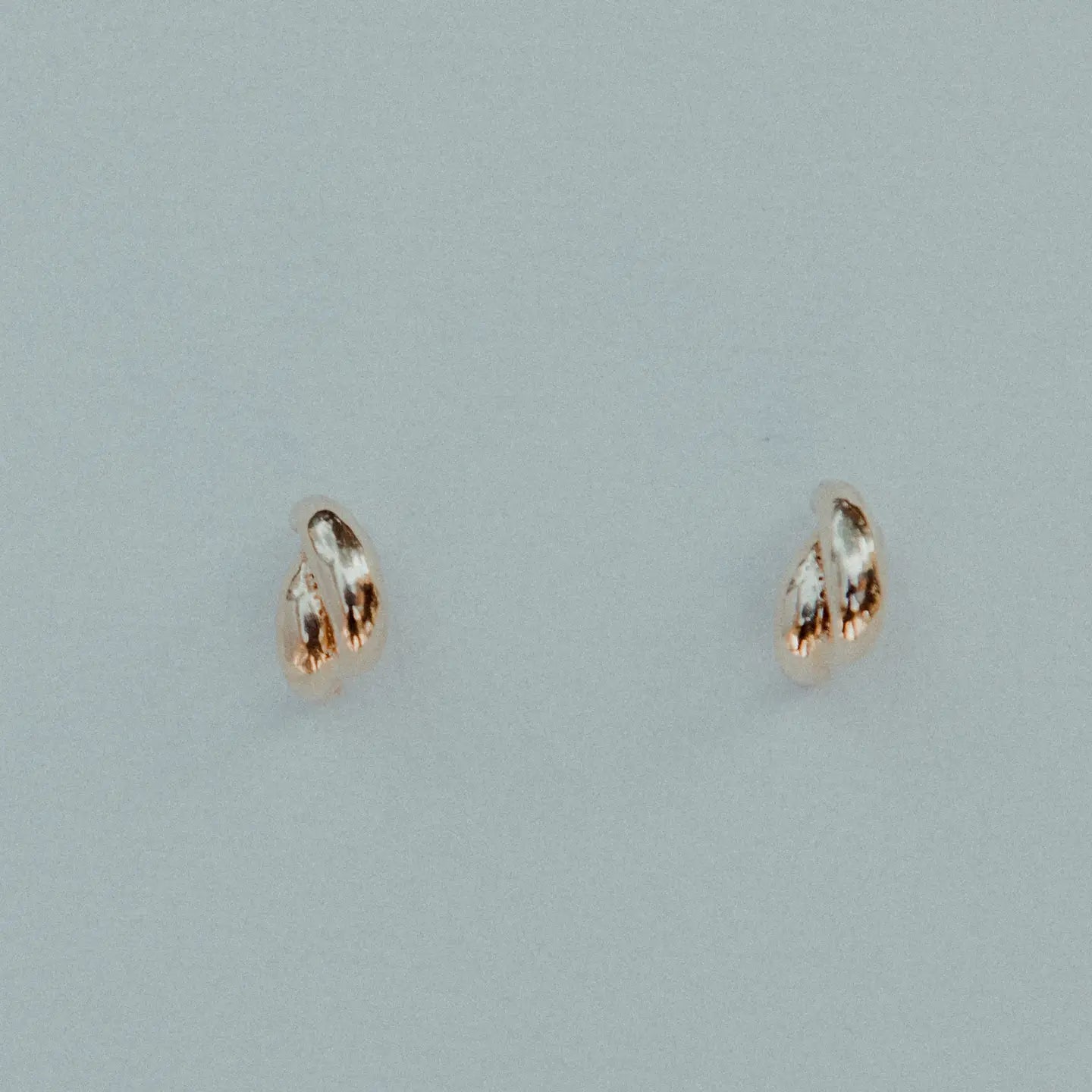 lia stud earrings