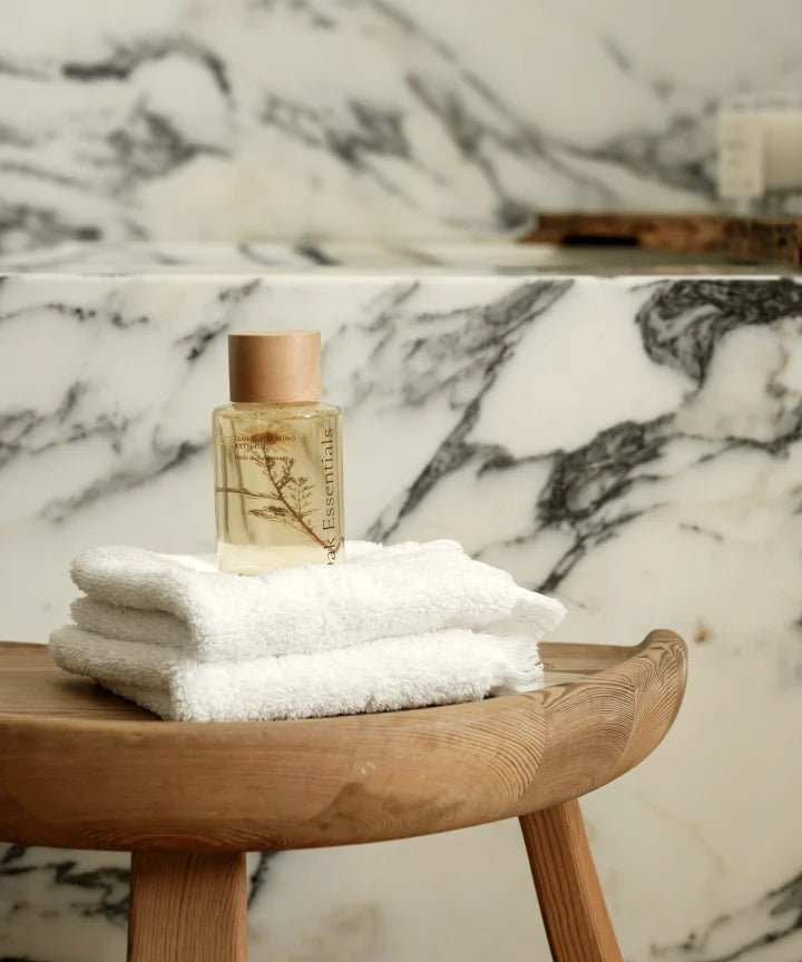 oak essentials / cloud foaming bath oil