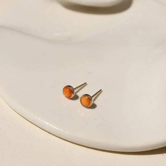 sienna spiny oyster stud earrings