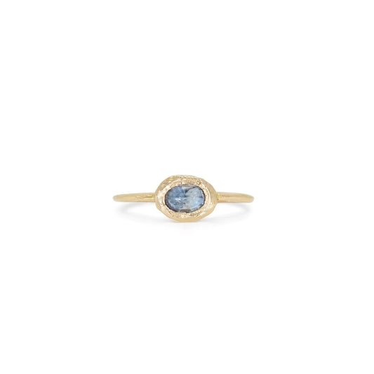 oval horizontal stone ring - denim blue sapphire