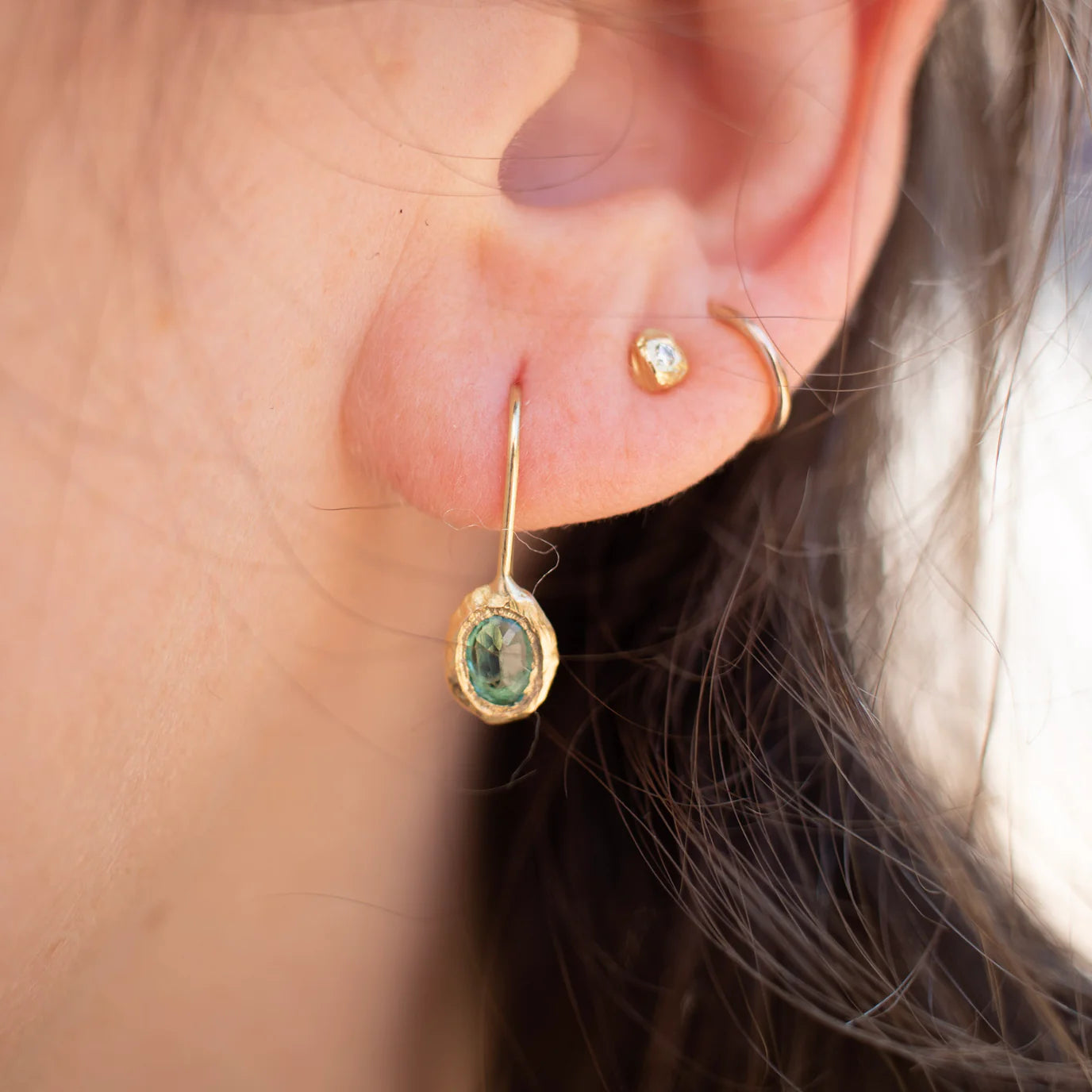 oval fixed hook earrings - emerald