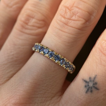 euro band ring - light blue sapphire