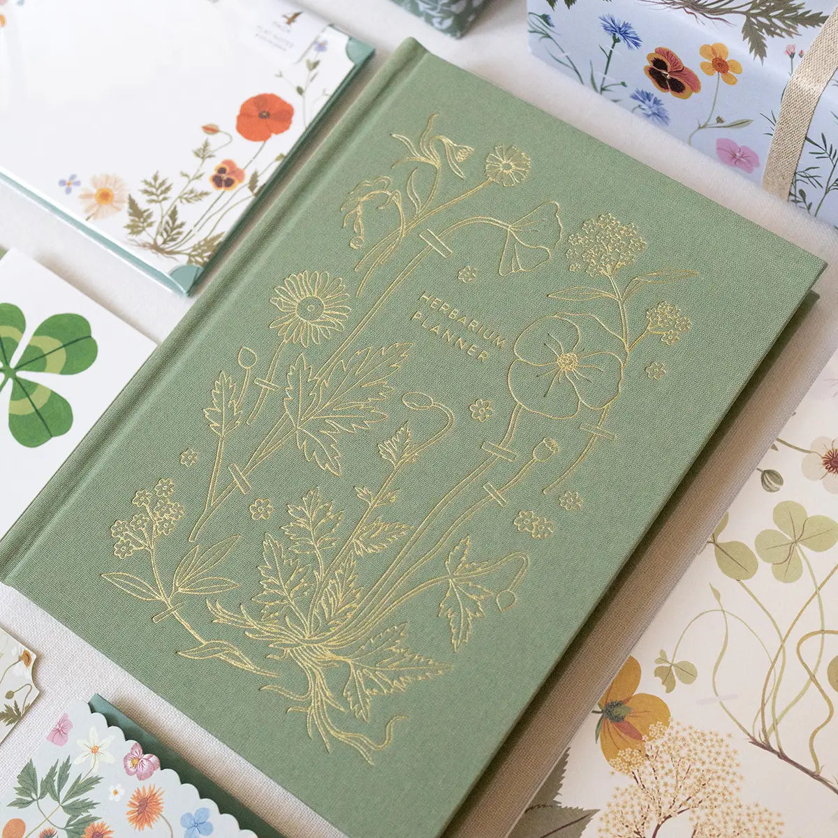 botanica paper co. / linen planner - herbarium