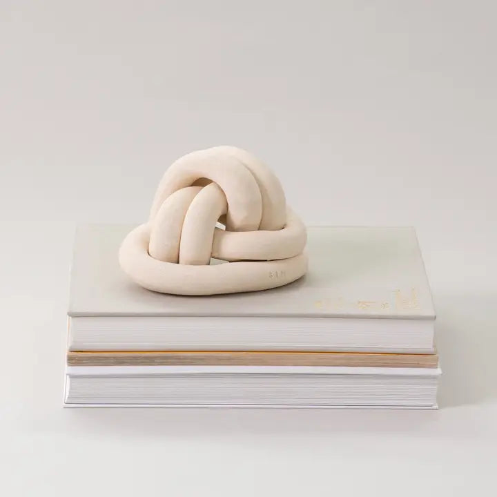 virginia sin / xl fist knot - bone