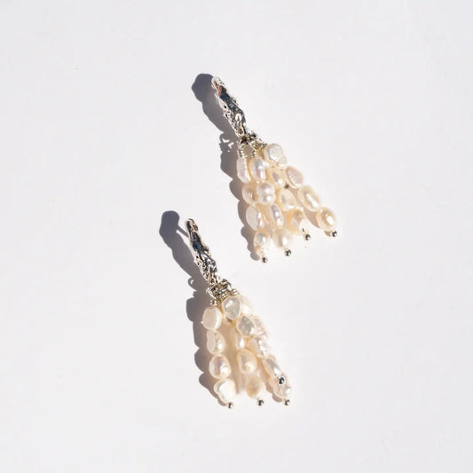 toni post earrings - freshwater pearl