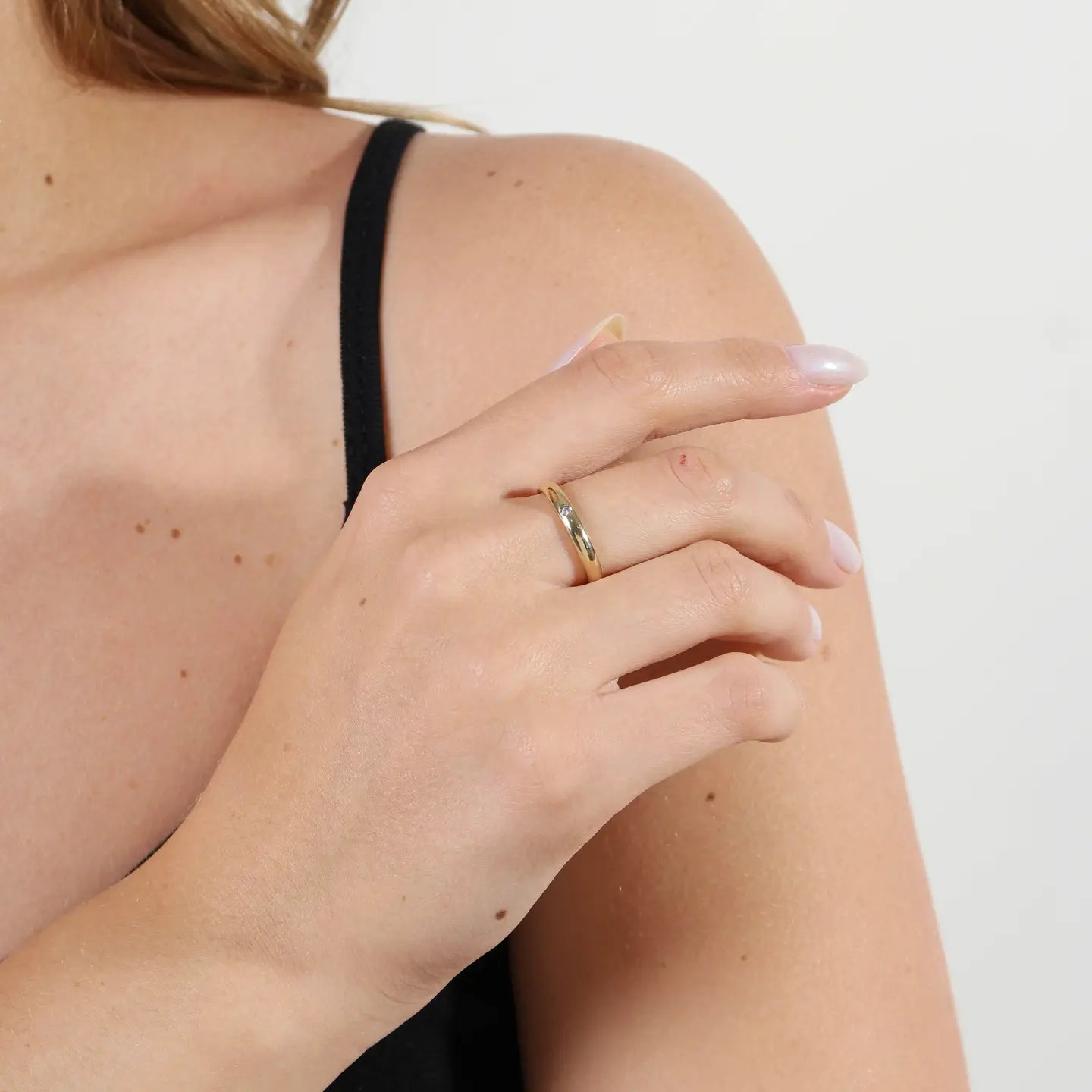flush-set stone ring band - cz