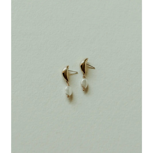 surya pearl stud earrings