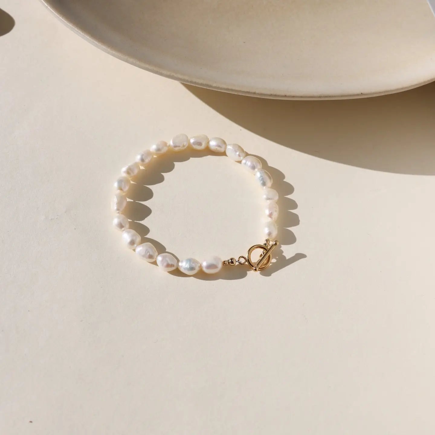 pearl muse toggle bracelet