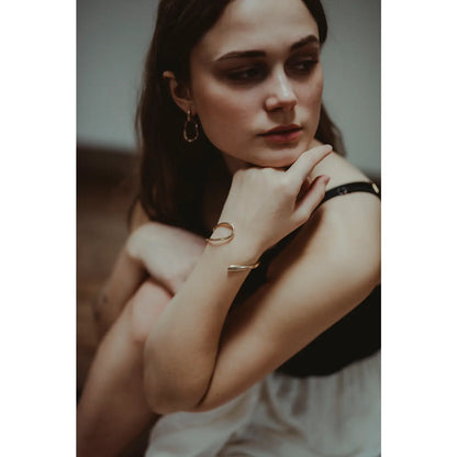 vera earrings