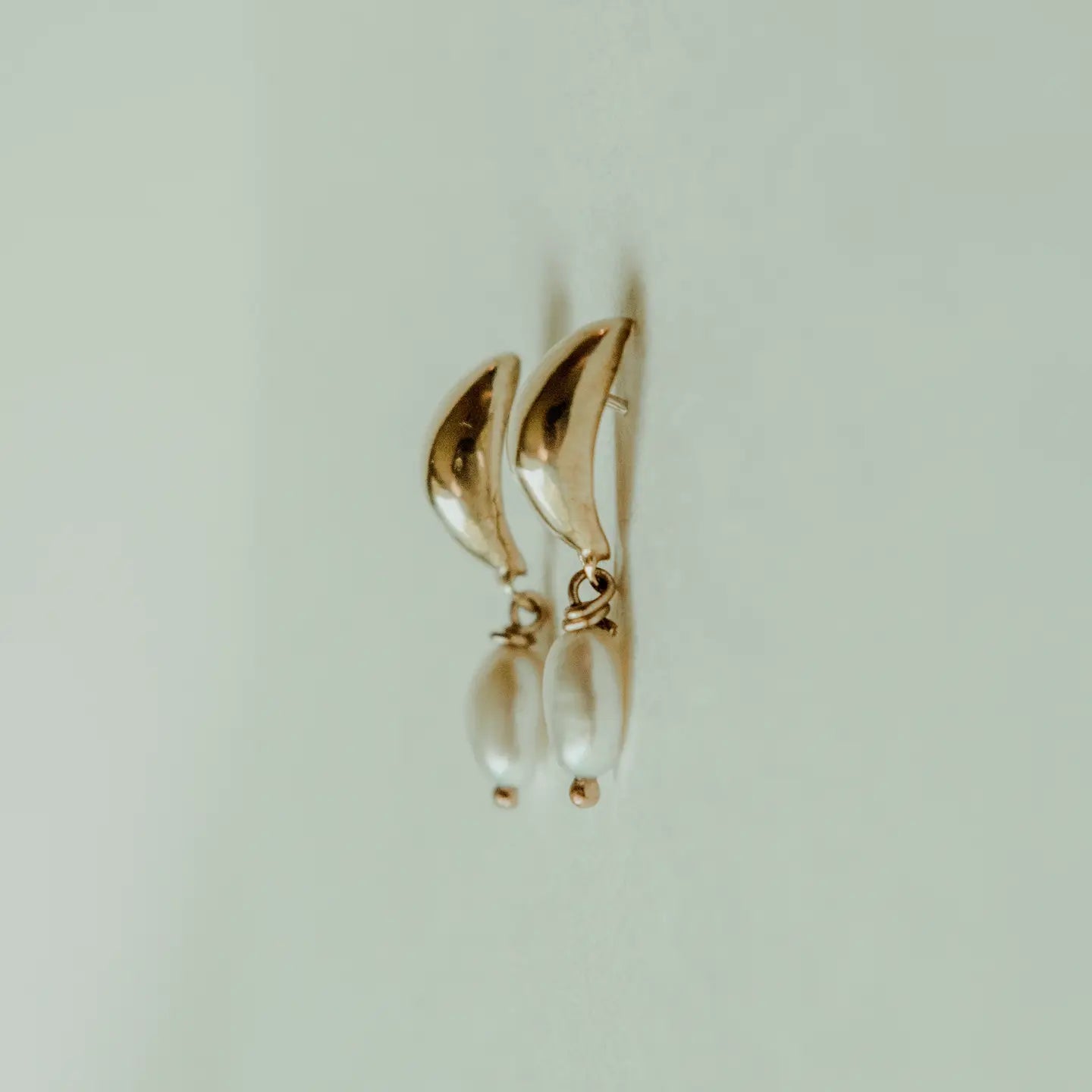 surya pearl stud earrings