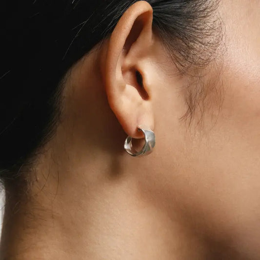 small ciara hoop earrings