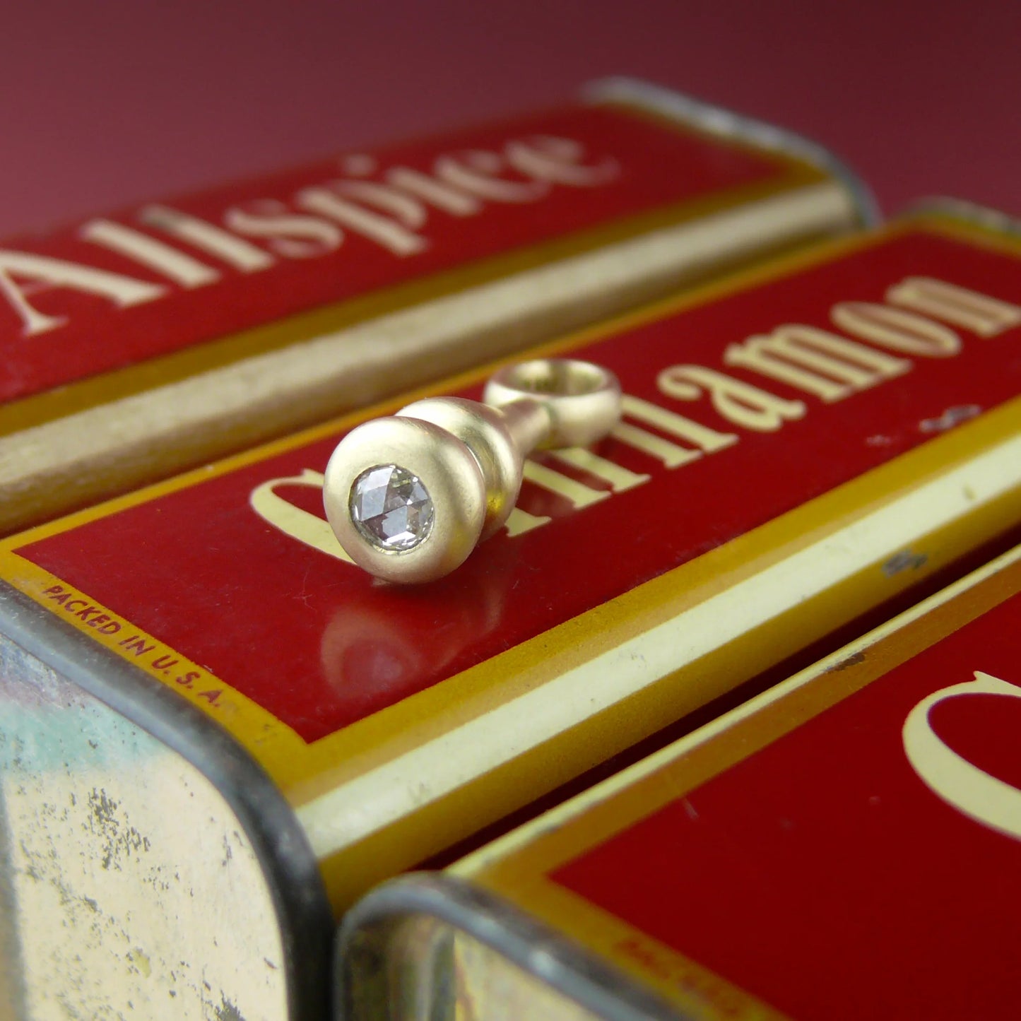 pendulum charm no.1 - salt & pepper natural diamond