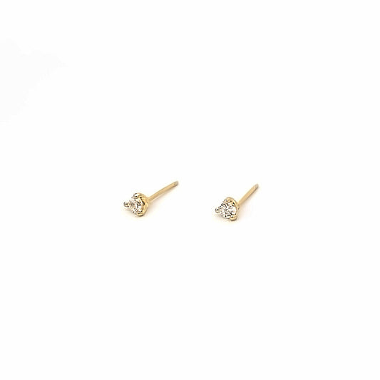 three-prong cz studs