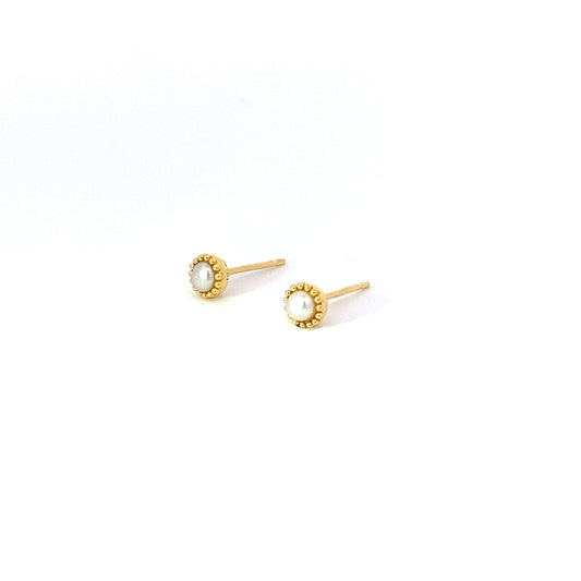 small round milgrain stud earrings - pearl