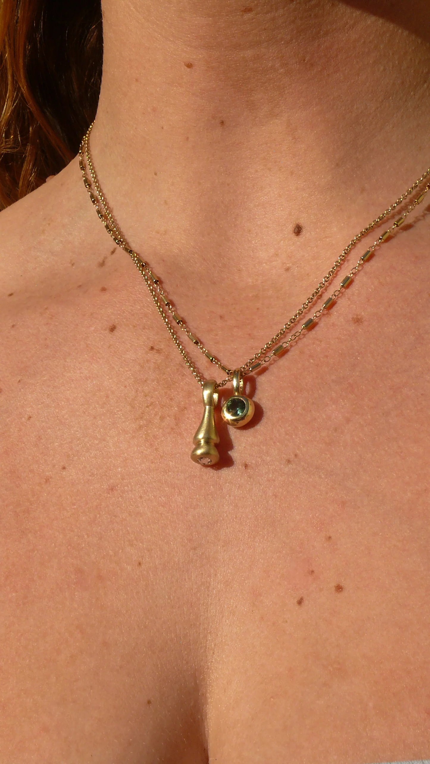 pendulum charm no.1 - salt & pepper natural diamond