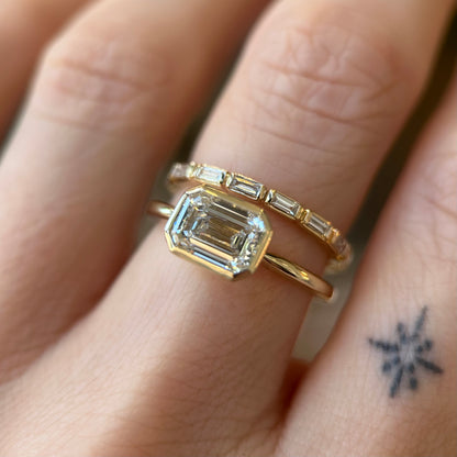elara ring - emerald - grown diamond