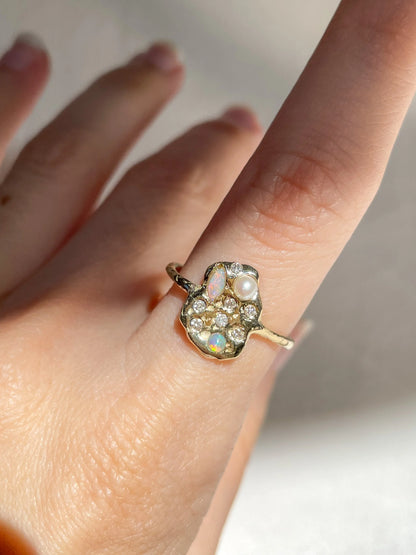 venusian vitrail ring