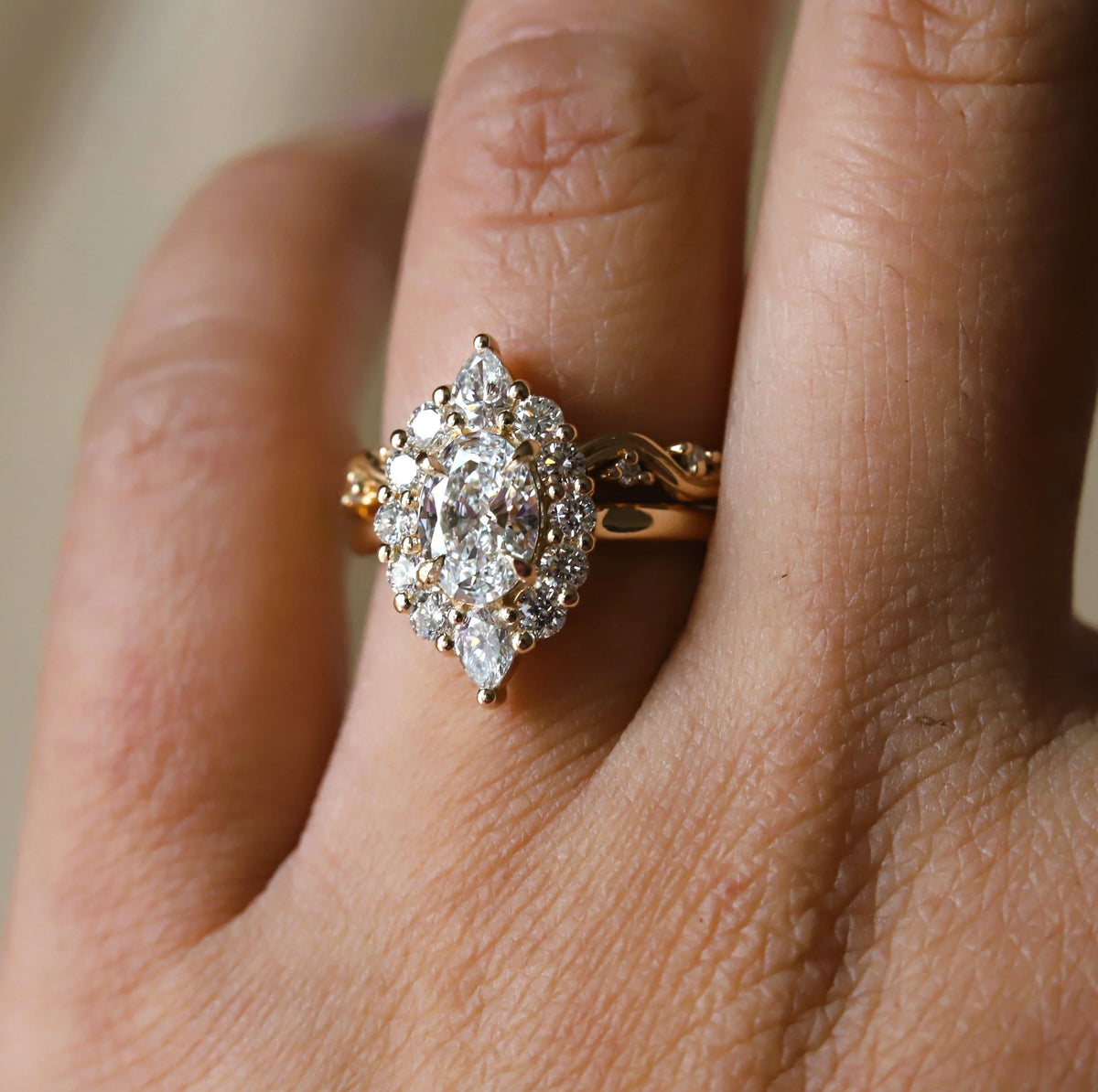 jazlyn oval ring - grown diamond