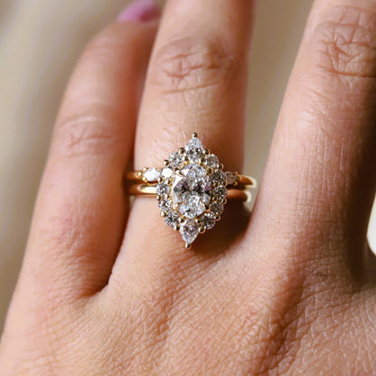 jazlyn oval ring - grown diamond