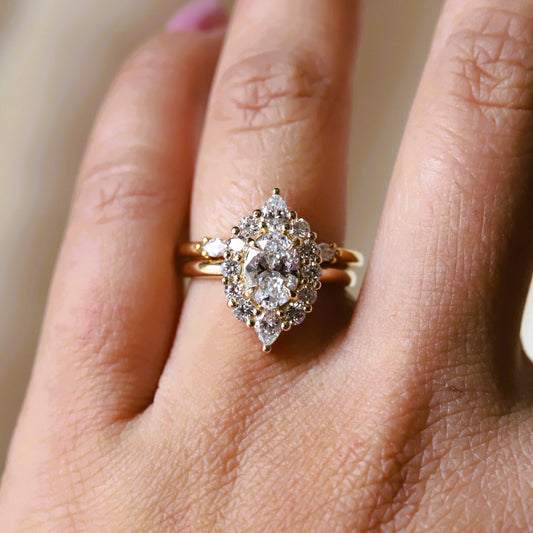 jazlyn oval ring - grown diamond