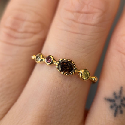 simple ring band - chrysoberyl + diamond + sapphire + diamond