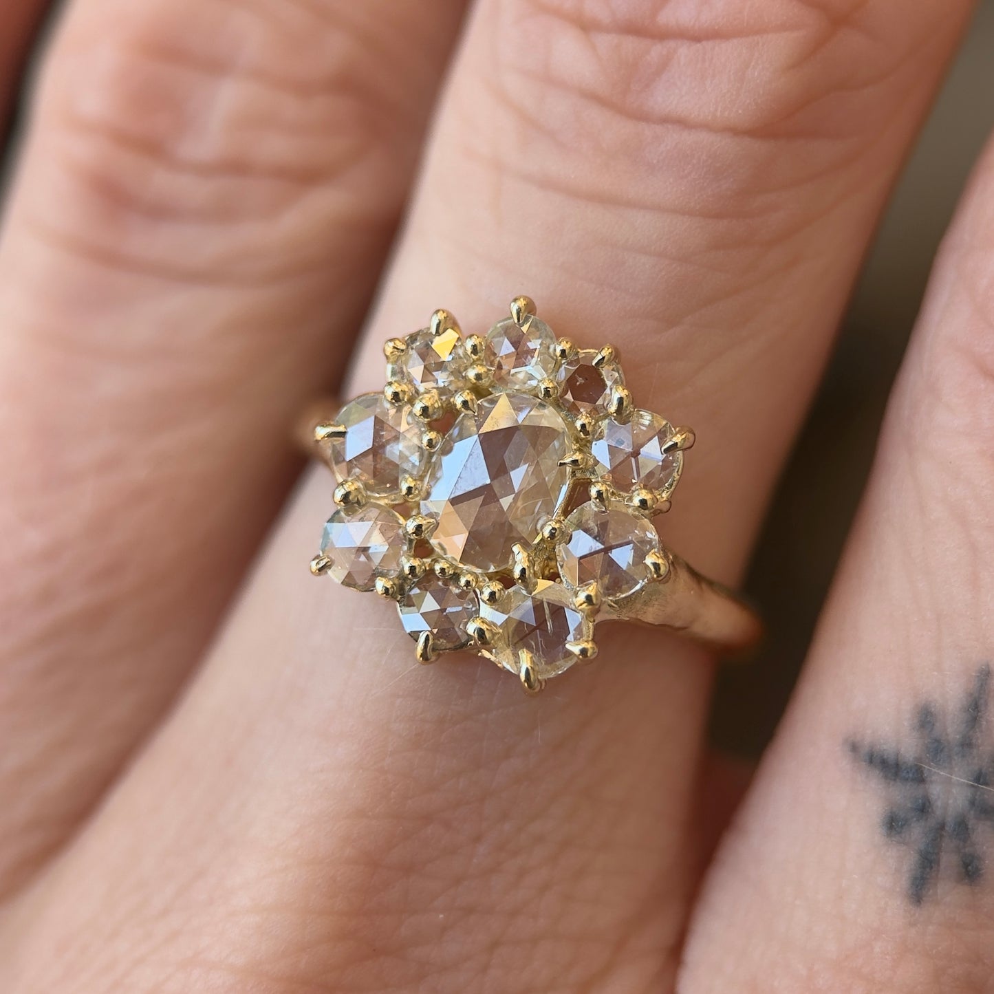 cluster halo ring - natural diamond