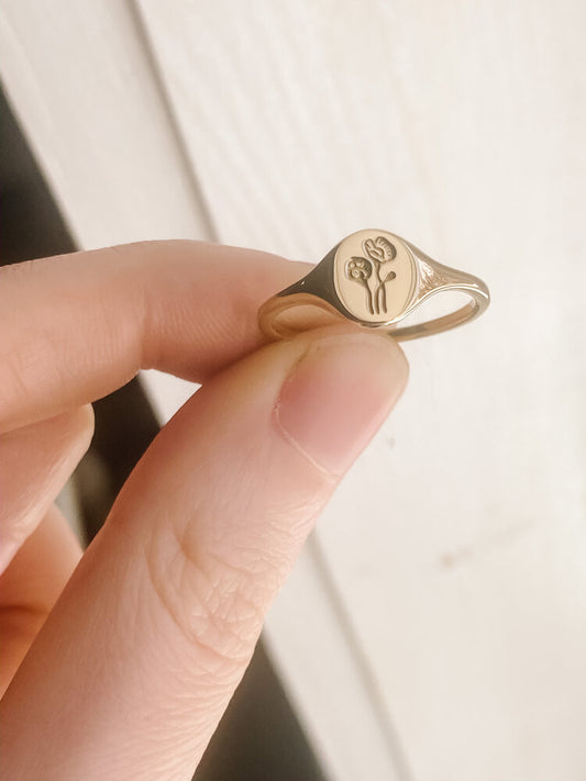 gold mini signet ring - poppy