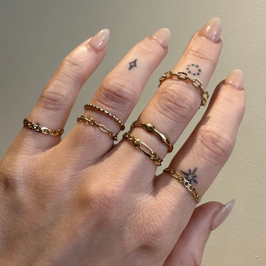 wavy stackable ring