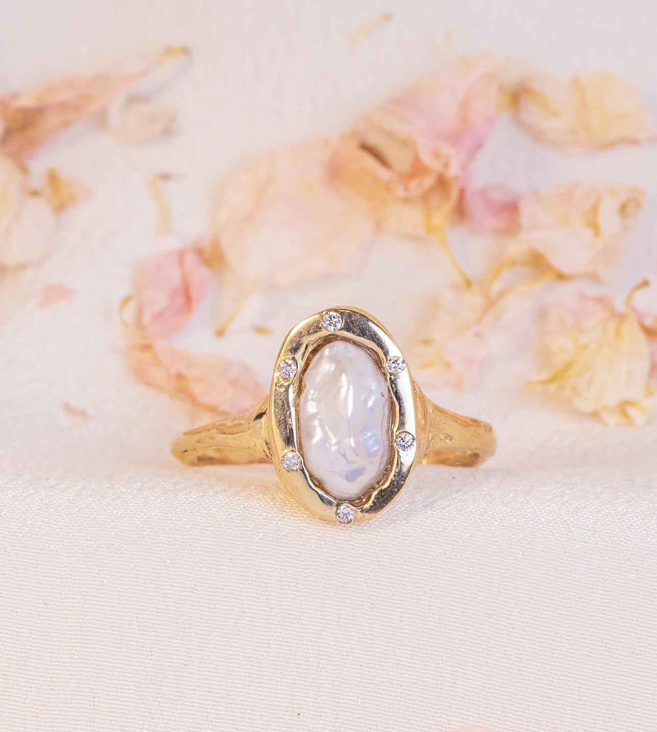 mother pearl diamond ring