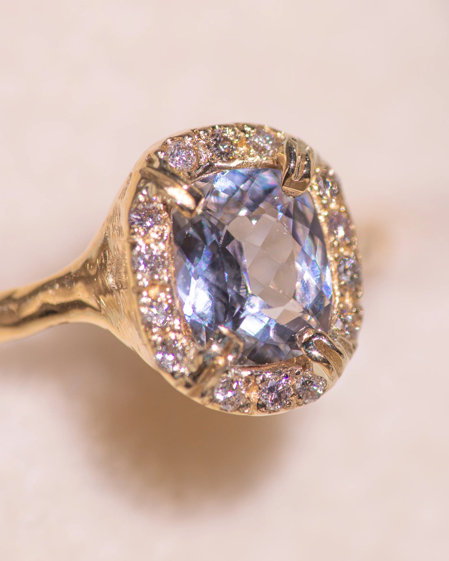 galerie des glaces sapphire ring