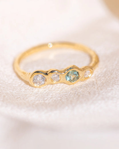 quatre ring band - green sapphire + natural diamond