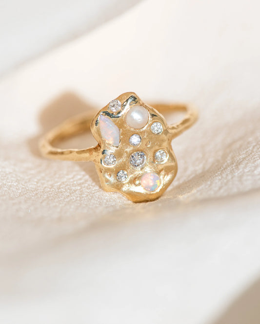venusian vitrail ring