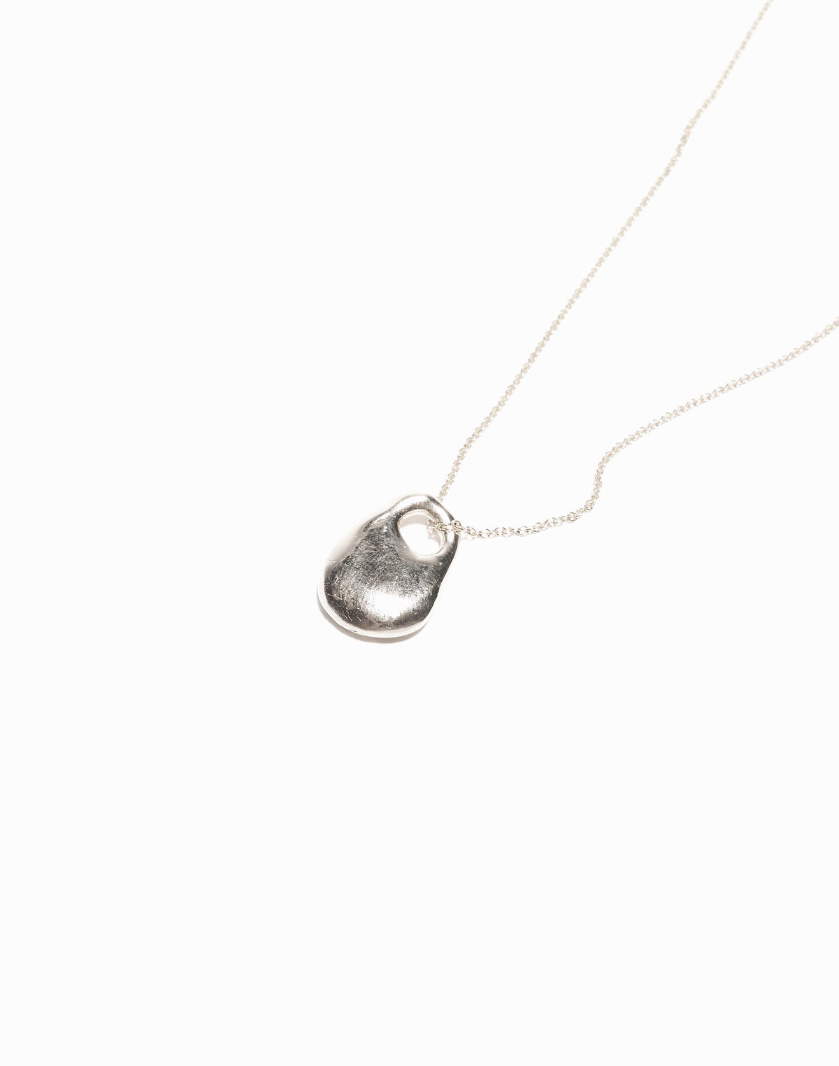 manon necklace